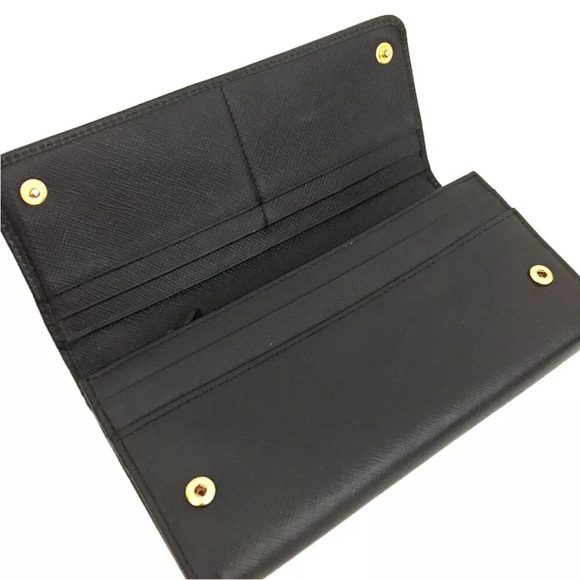 ✨🛍️ Prada Black Saffiano Leather Long Wallet with Bow - Picture 5 of 7